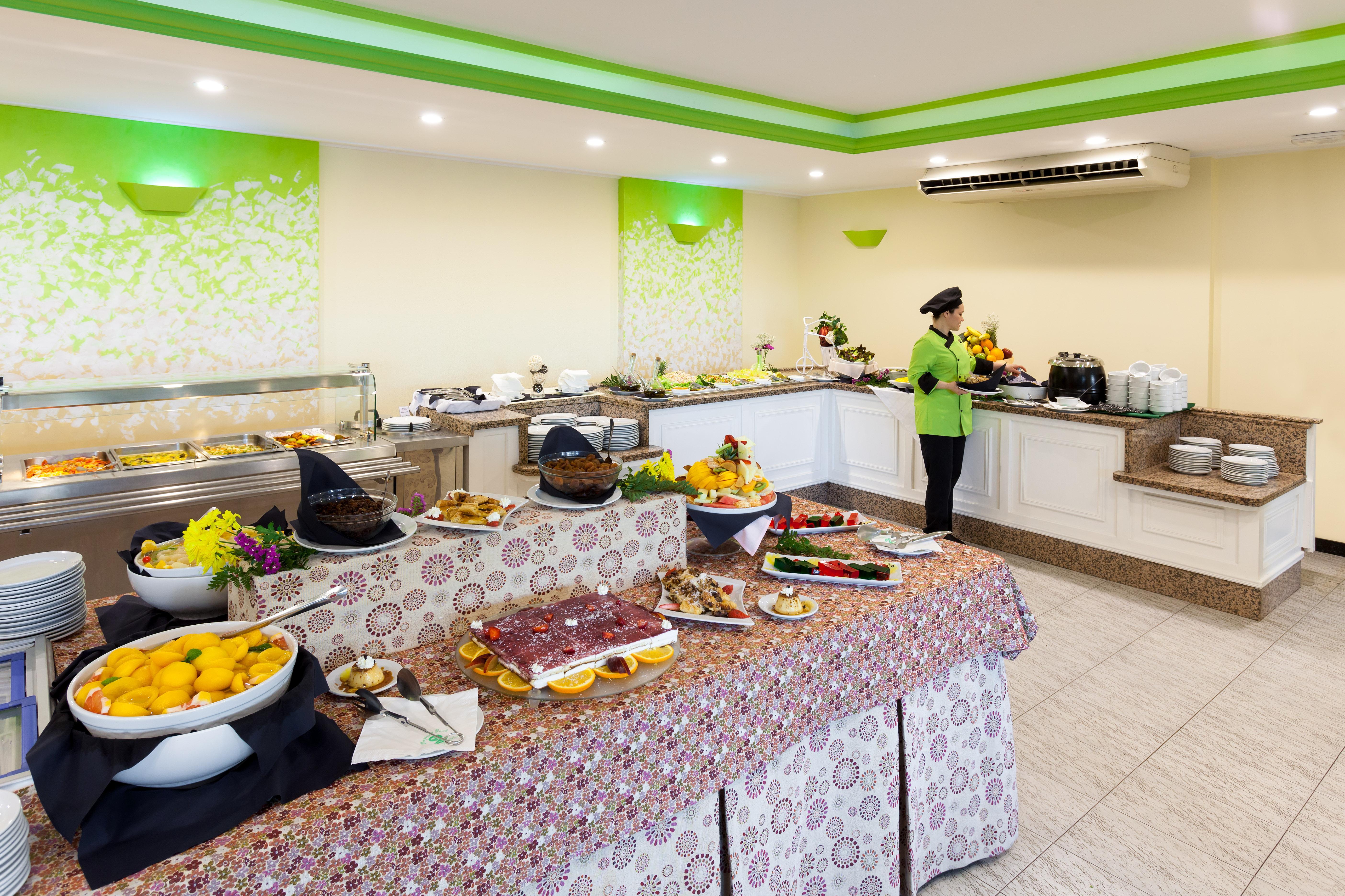 Tropical Park 4*