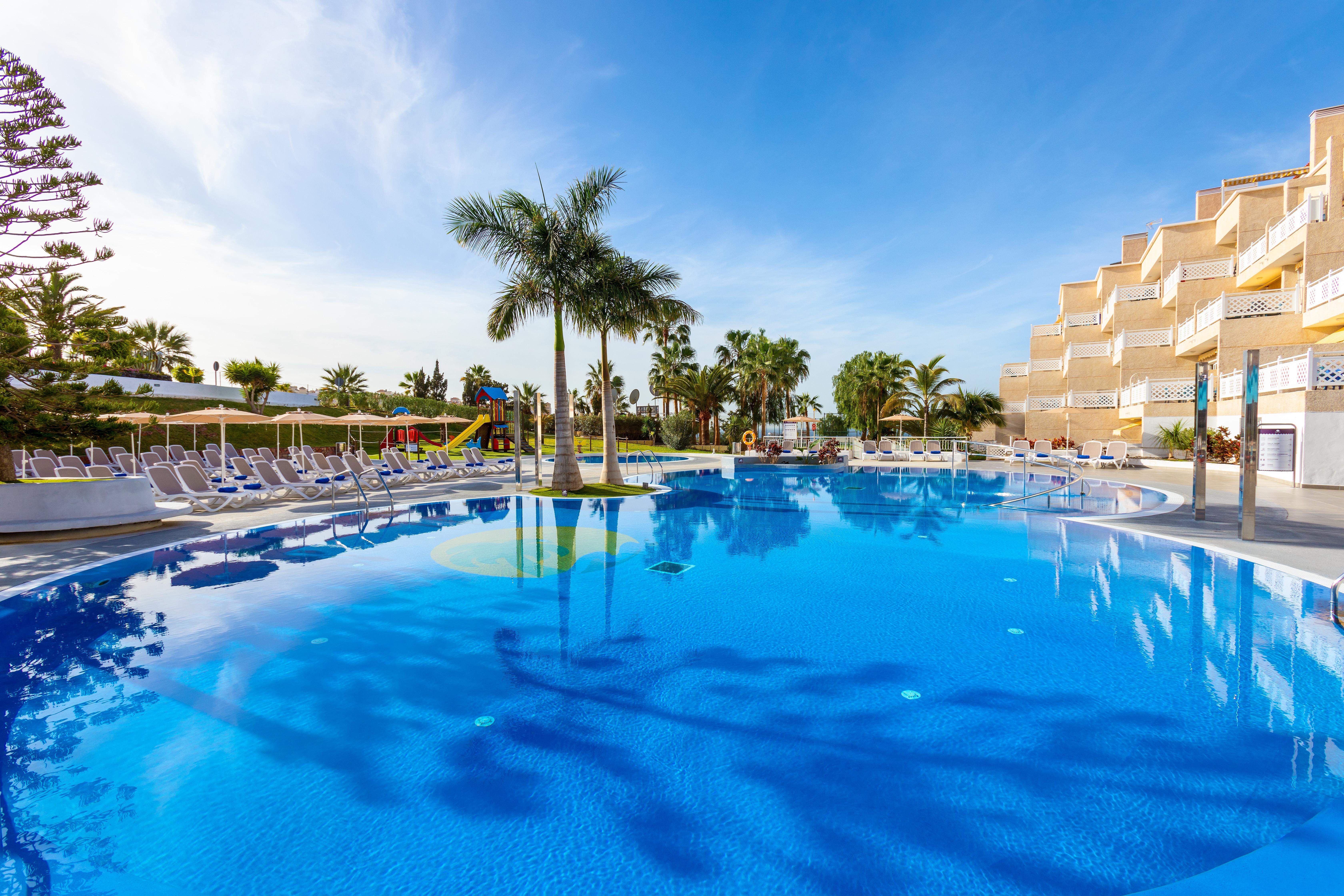 Tropical Park Hotel 4*