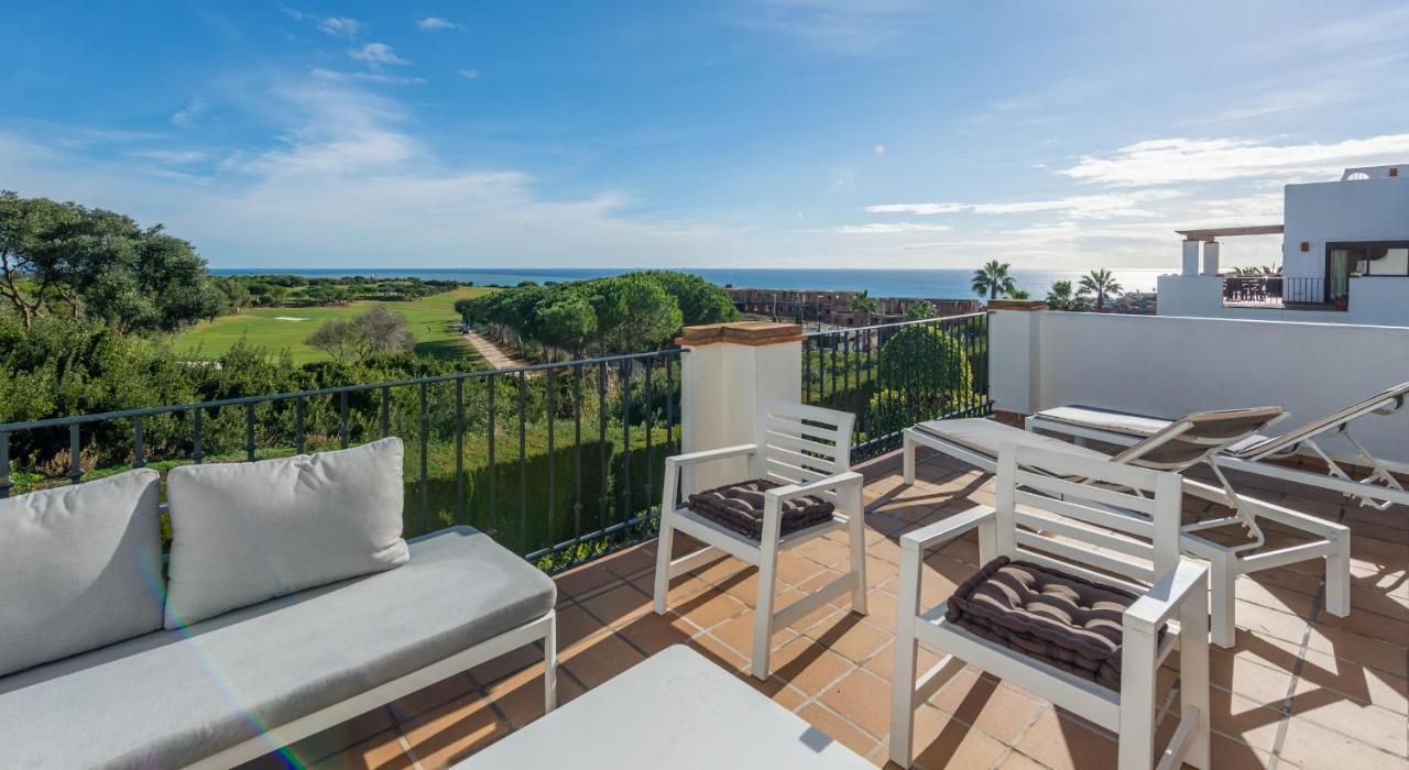 2113-beautiful 2 Beds With Seaview