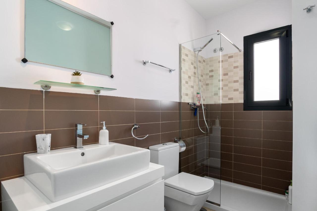 Apartment Cb Living - Cosy Loft With Terrace, Villamartin Alicante