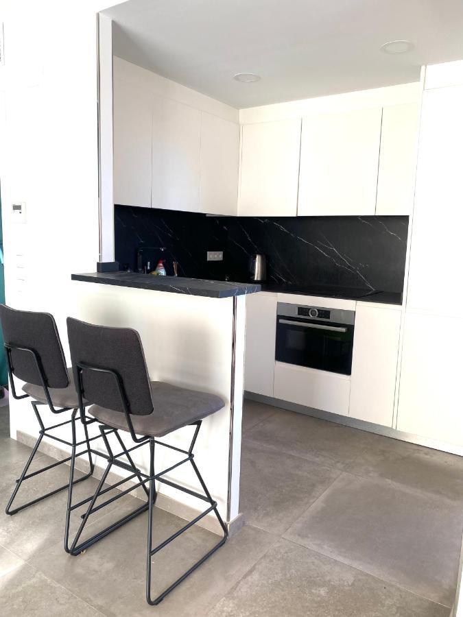 Ama With Private Parking, Sea View, Pool Apartamento *