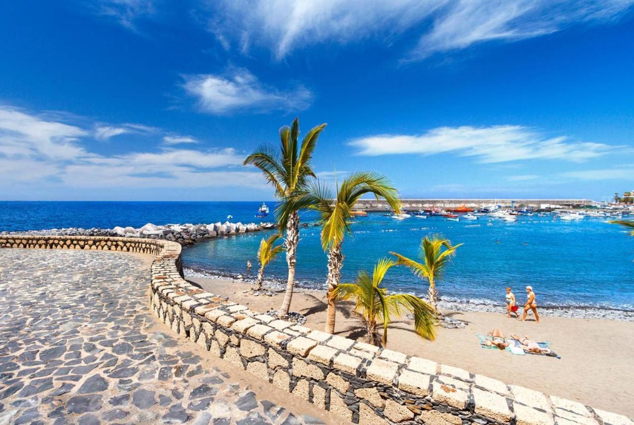 Beautiful Renovated With Air Conditioning Just Steps From The Sea In Apartment *