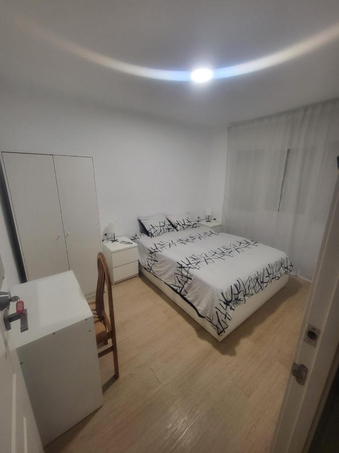 Con Bano Compartido En Bonito En Habitación en casa particular