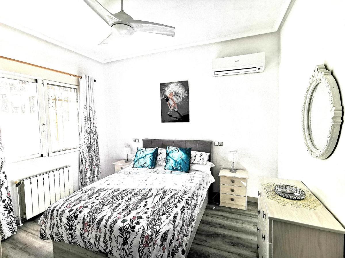Villa 2 Apts In Sun And Happiness *