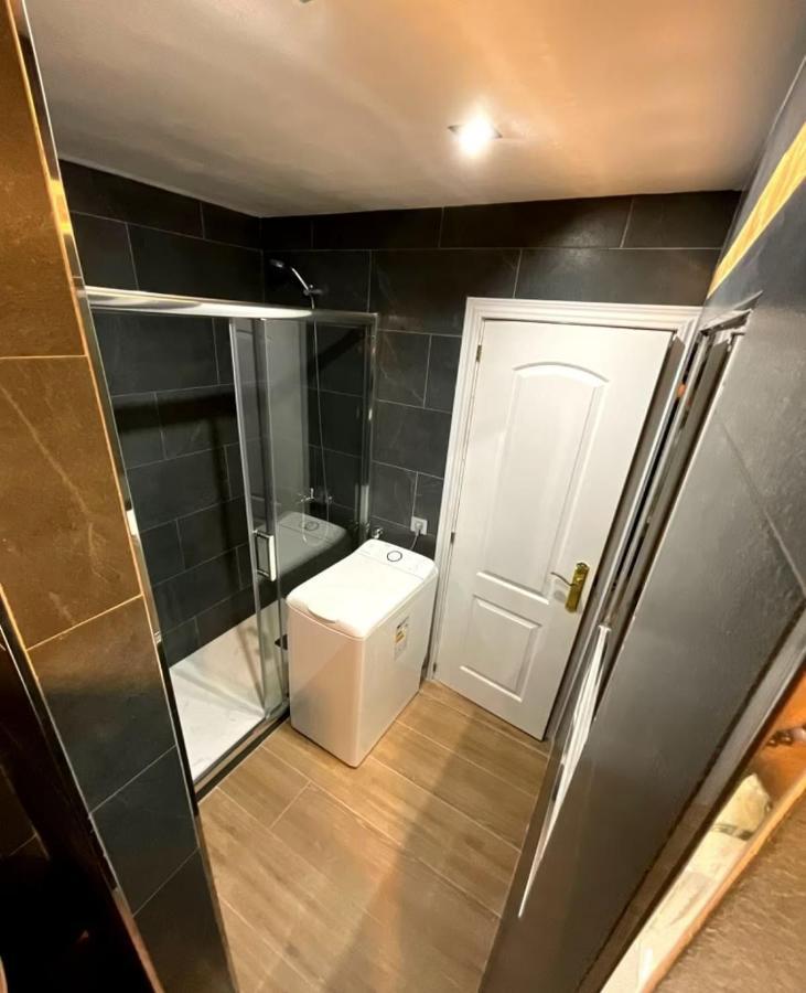 Estudio El Balcón, En Primerísima Línea De Playa. Fuengirola