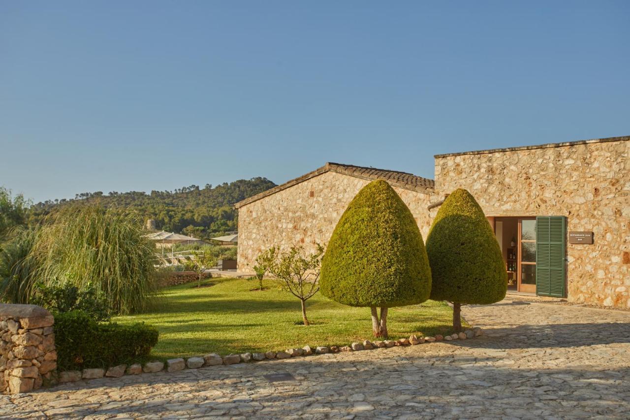 Rural Es Riquers Country house *