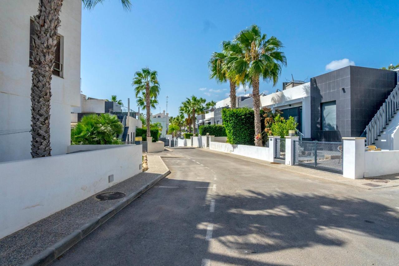 Cb Living - Cosy Loft With Terrace, Villamartin Apartment Alicante