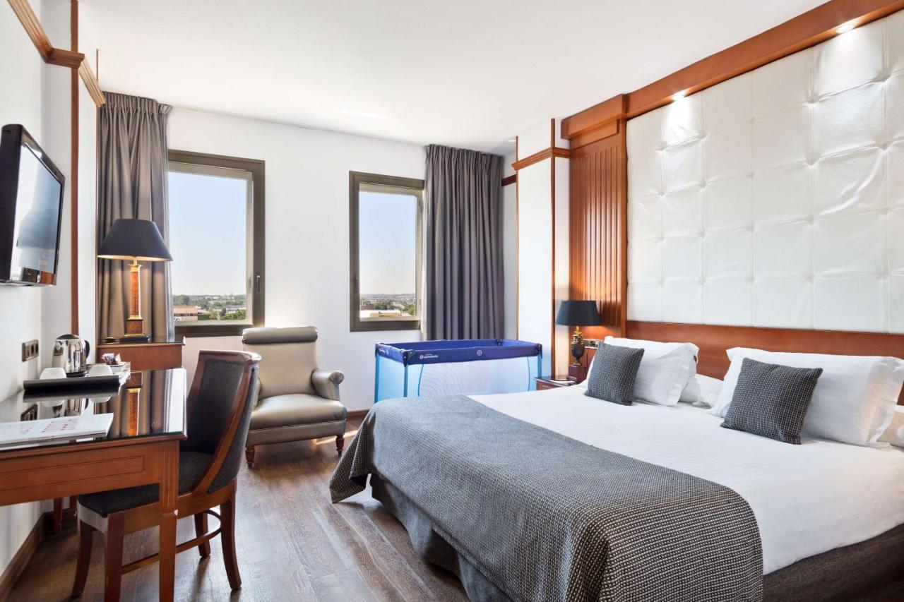Western Premier Cmc Hotel