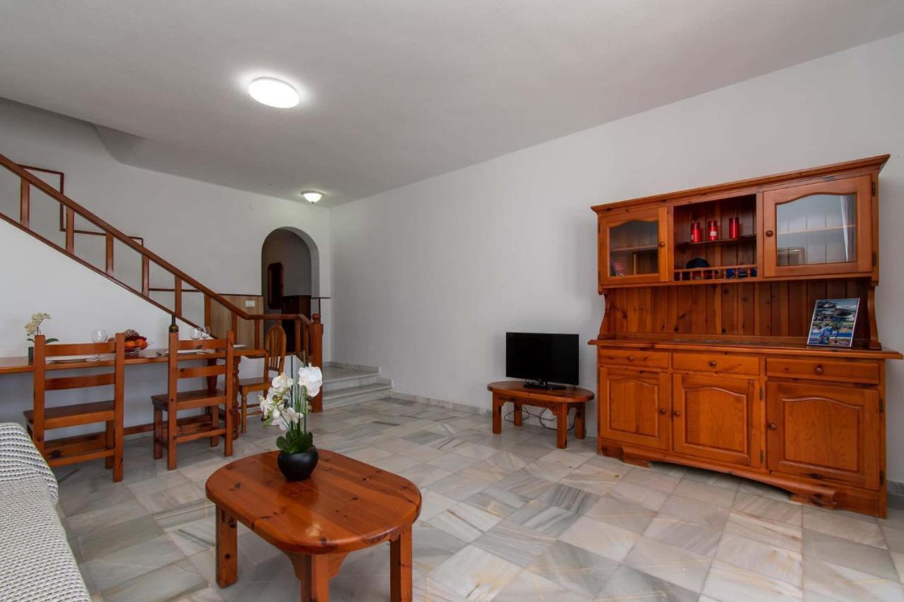 Villa Park Santiago Iii 139 - Three Bed