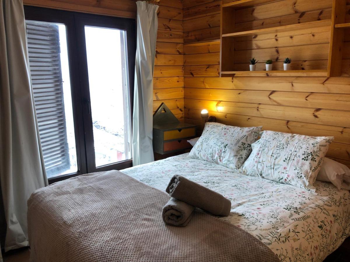 Chalet De Madera