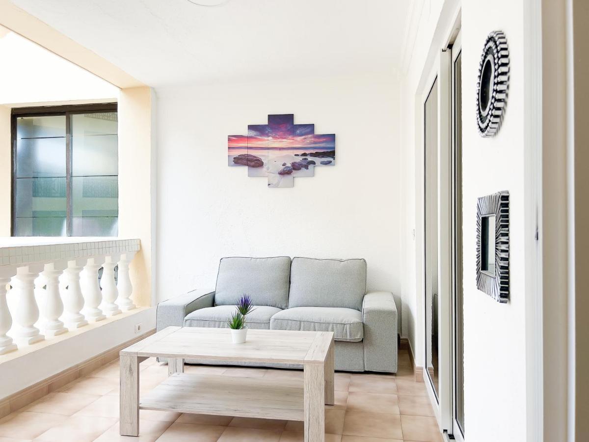 Korallia Castle Harbour Apartment *