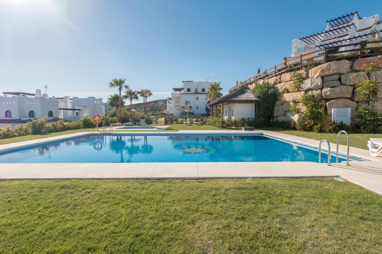 2186-luxury Sea View Penthouse In Costa Casares