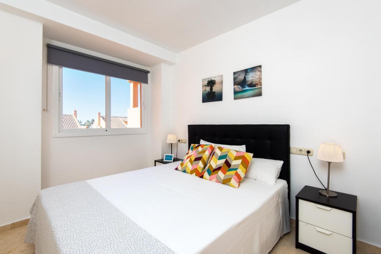 Rentandhomes Golf Elviria * Marbella
