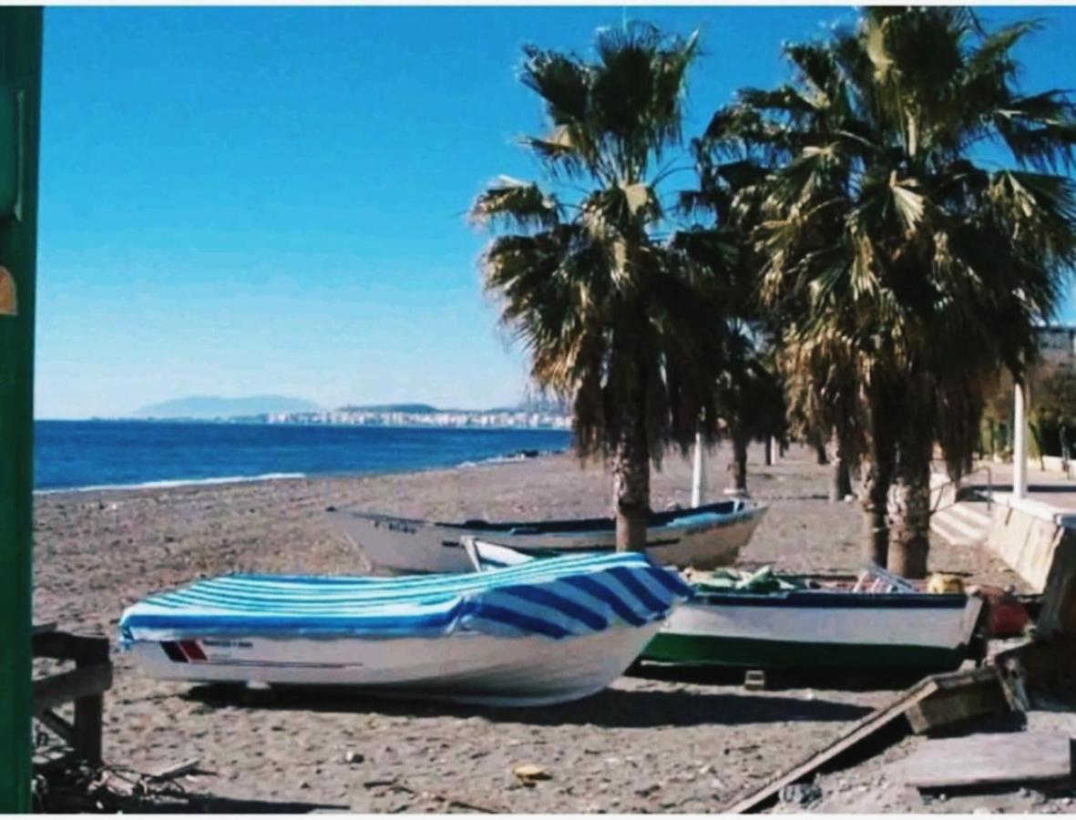 Precioso Con Garaje En Avenida Andalucia 77 Playa Mezquitilla *