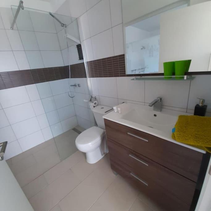 Meerblick Und Naehe Feuerberge Mit Eigenem Beheizten Pool Apartamento Las Breñas