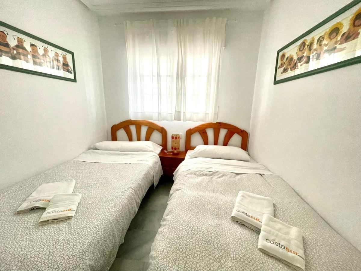 Apartment Apartamento Columela Pinar En Zona Tranquila Con Wifi Chiclana de la Frontera