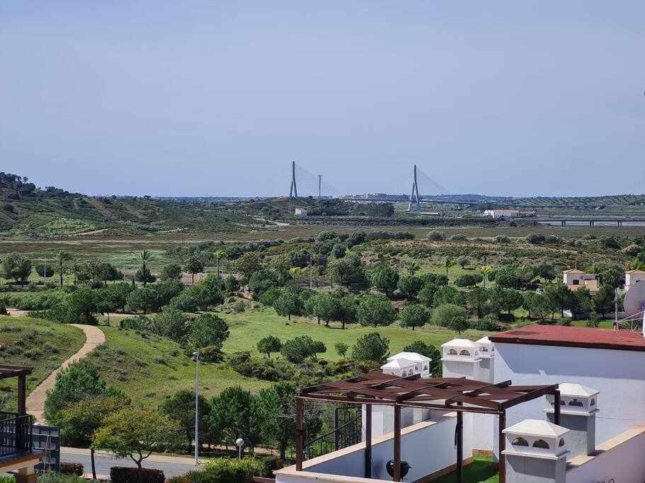 Apartment Casa Curro Tv 65 Disney, Max, 2 Terrazas Bbq Vistas Ayamonte