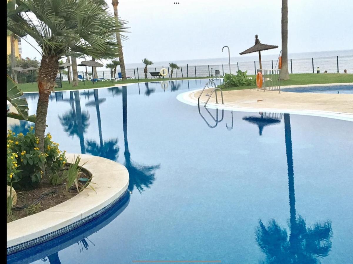 Mi Capricho B12 -luxury Beachfront Apartment- Costa Del Sol Apartment