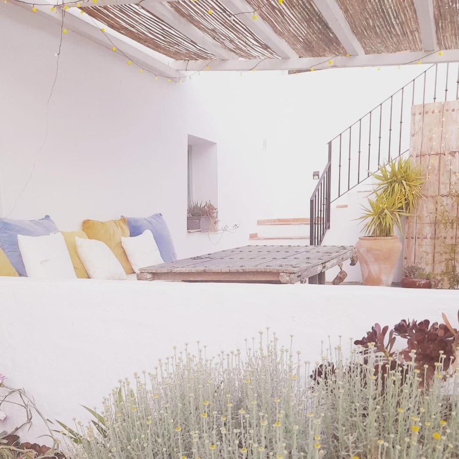 La Pluma Guest house