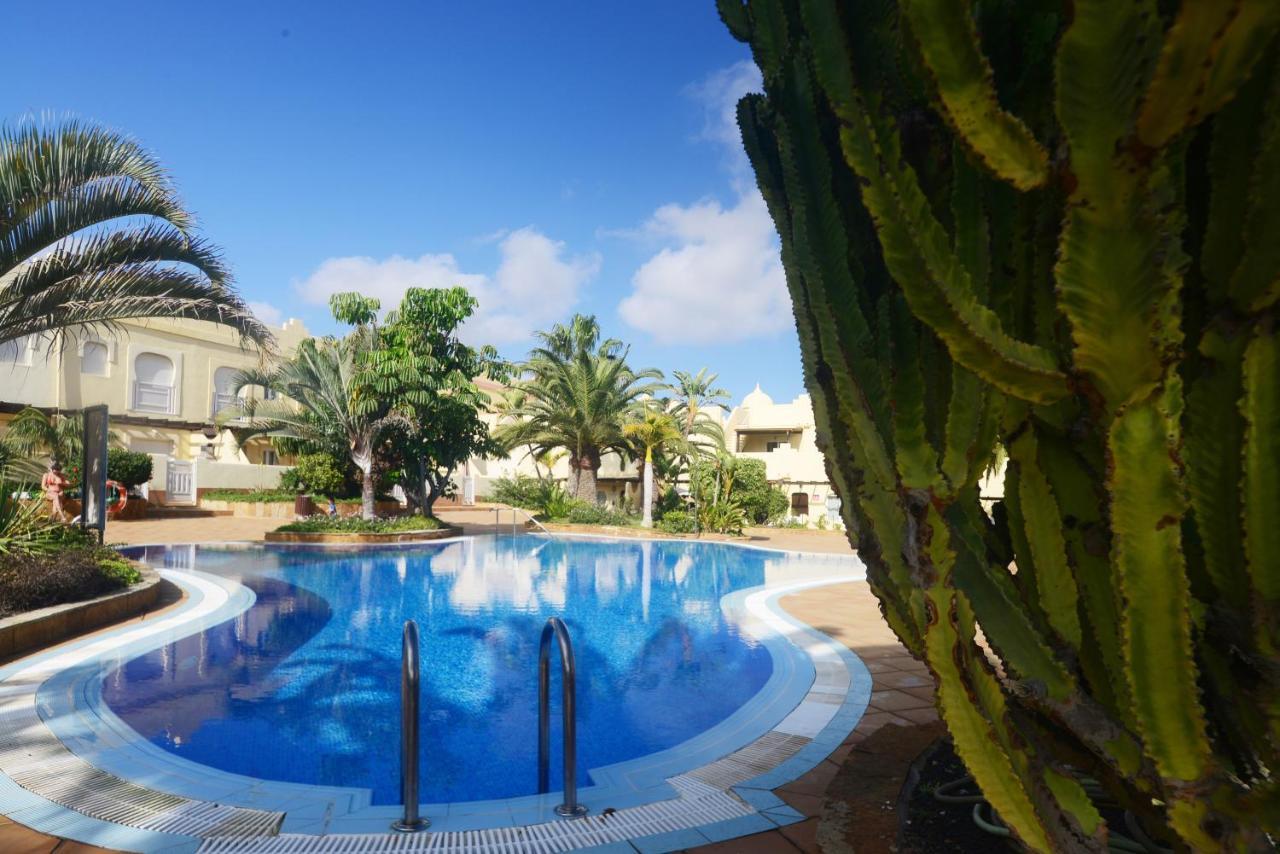 Townhouse El Sultan, 6 Sleeps, Wi-fi&tv Package Villa Corralejo