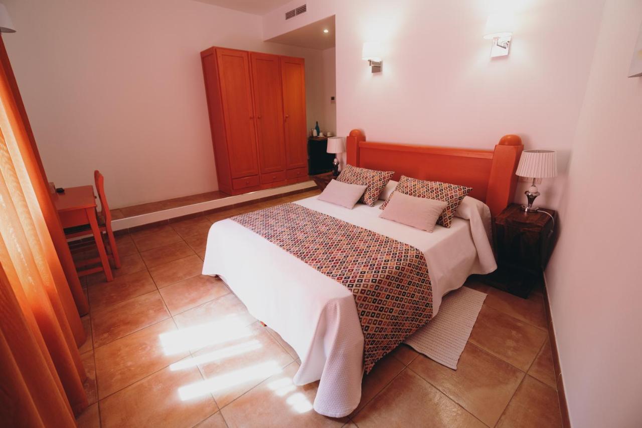 Serrete Hotel Sineu (Mallorca)