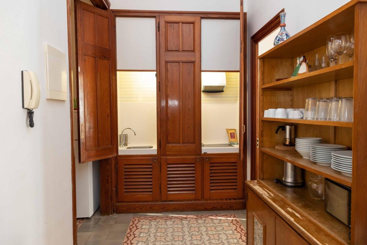 Apartment Les Barbes *