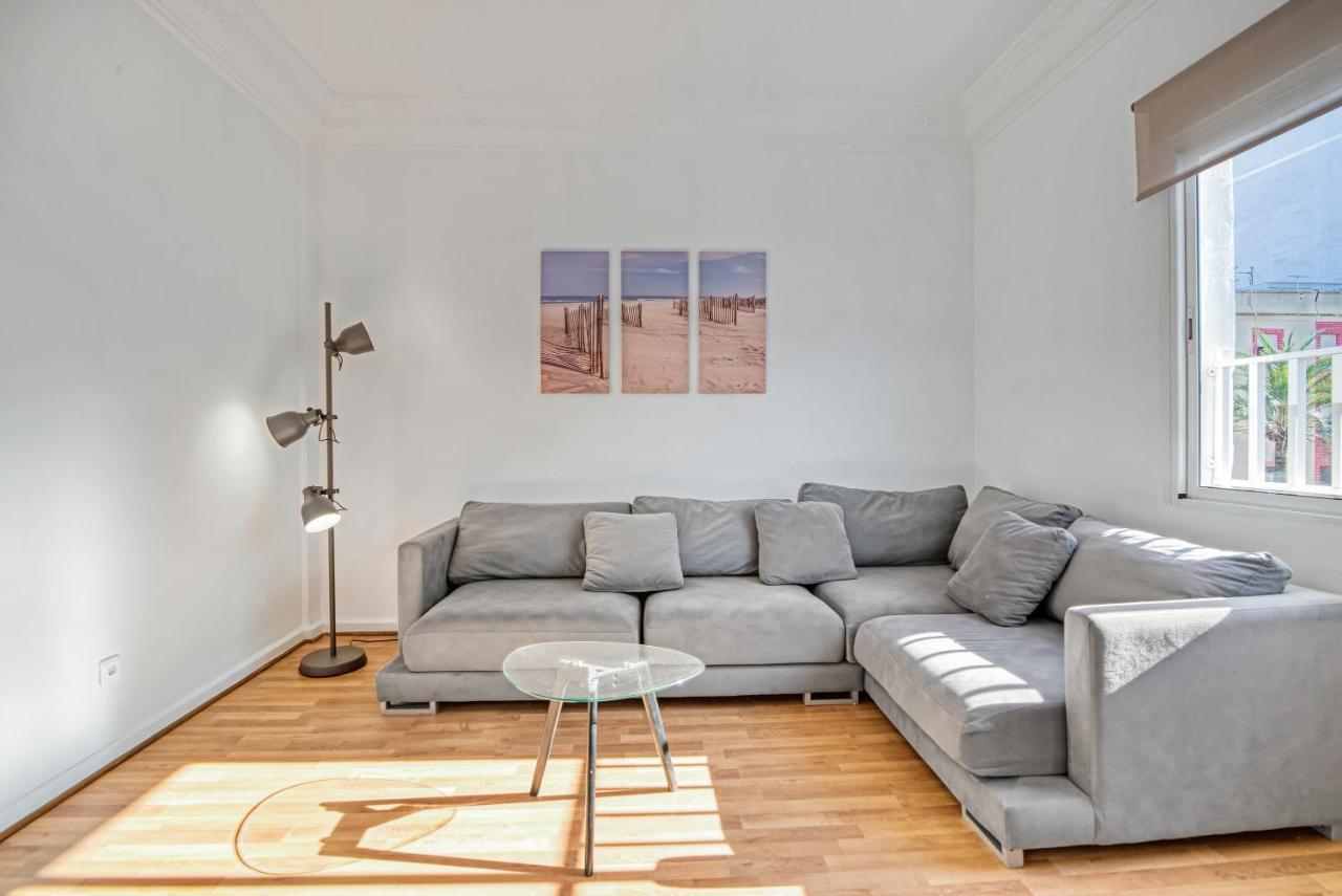 Apartment Center
