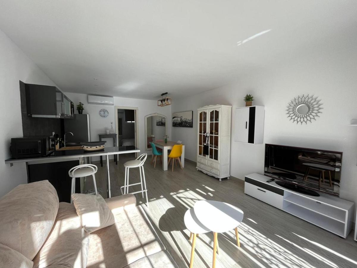 Dona Lola , Luminoso Calahonda, Mijas Apartamento *
