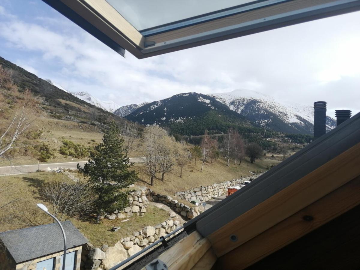 Triplex Con Chimenea Y Balcon Erta 4 Apartamento
