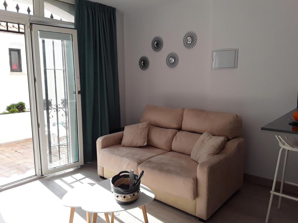 Dona Lola , Luminoso Calahonda, Mijas Apartamento *