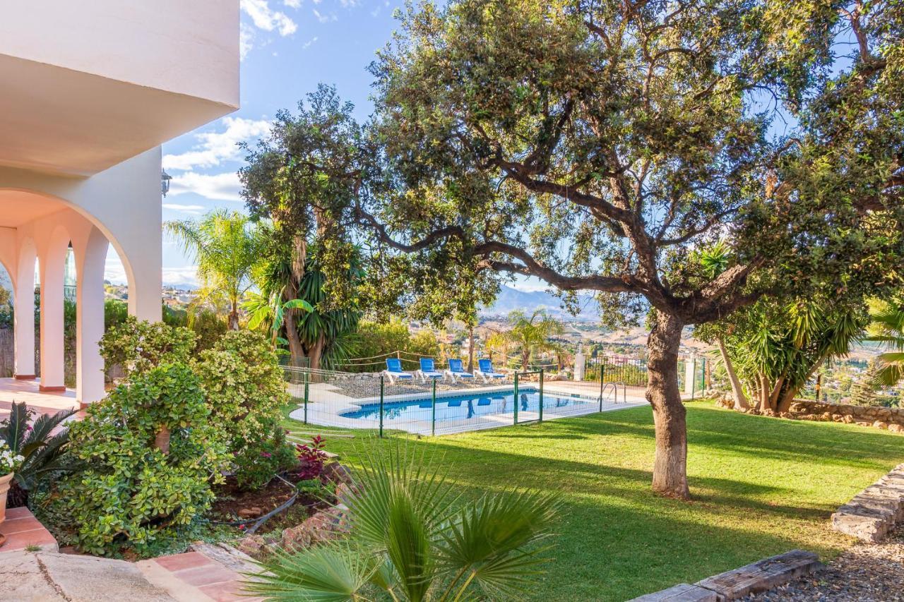 Villa Privada Con Piscina Vallada, Barbacao Y Chimenea *