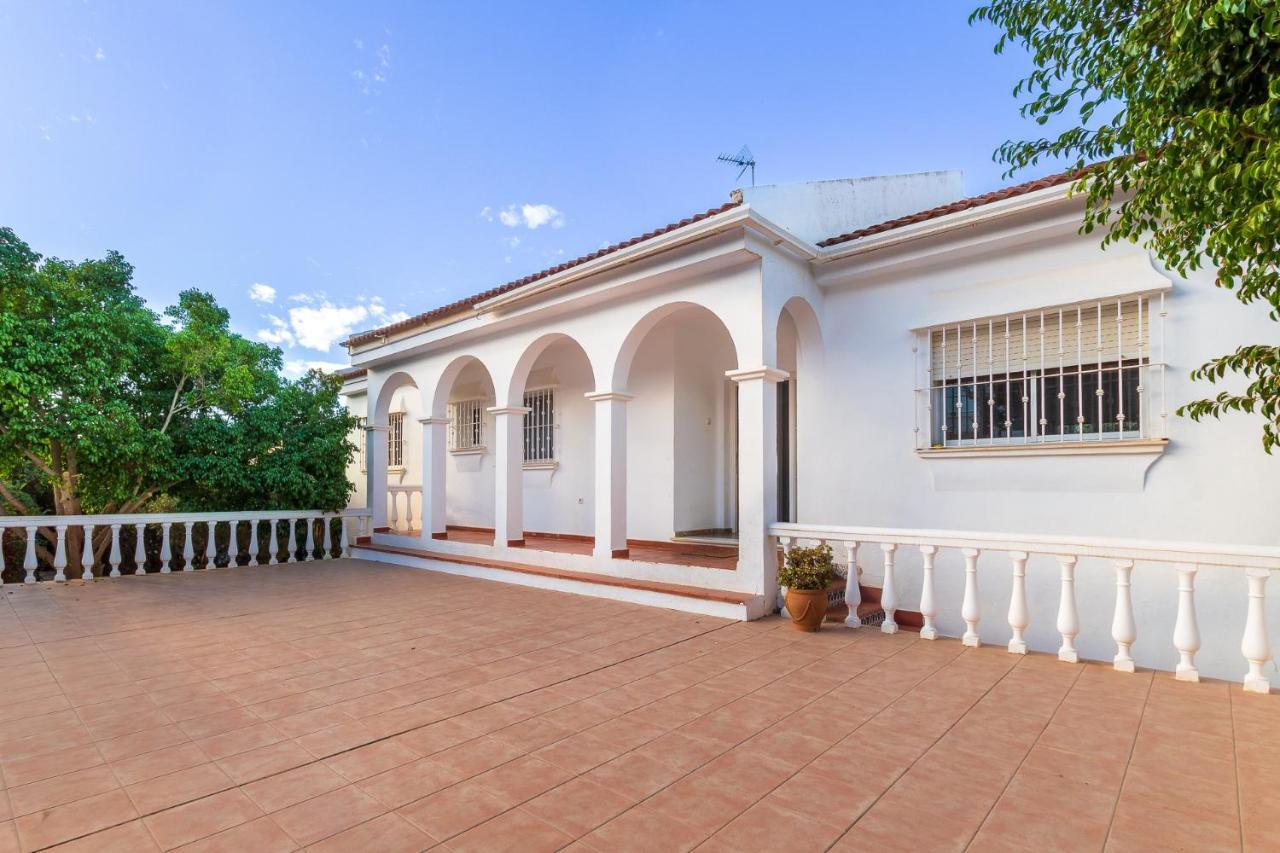 Privada Con Piscina Vallada, Barbacao Y Chimenea