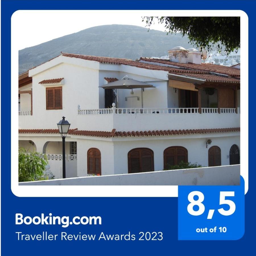 Сasa de vacaciones La Palmera1 Casa Al Primer Piso Con 2 - Two Bedroom House On The First Floor --- La Palmera 2 Casa En Planta Baja Con 1 Dormitorio, One Bedroom House On The Ground Floor Agaete (Gran Canaria)