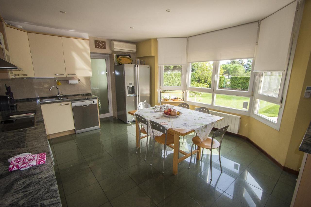 Villa Catalunya Casas Port Aventura,golf, Costa Dorada At Your Doorstep *