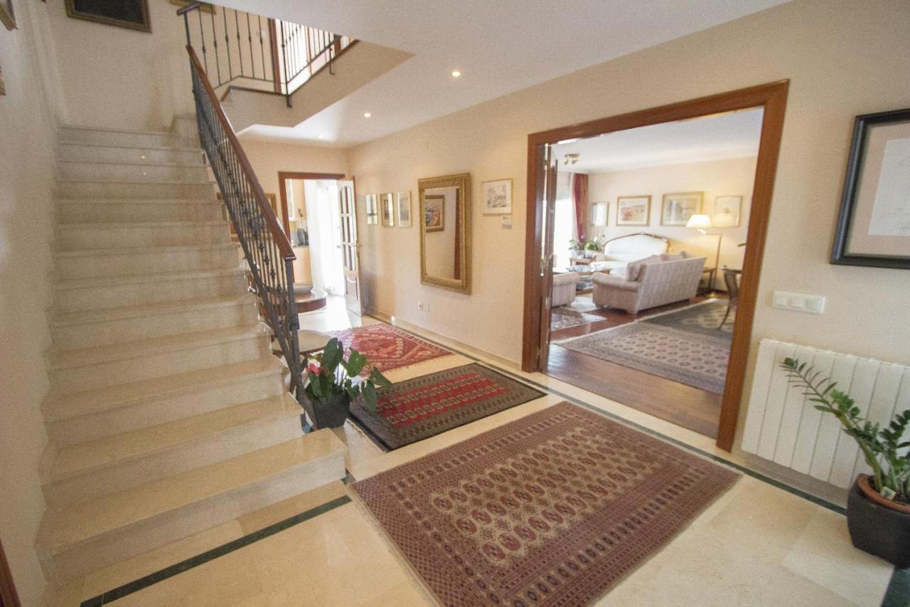 Villa Catalunya Casas Port Aventura,golf, Costa Dorada At Your Doorstep