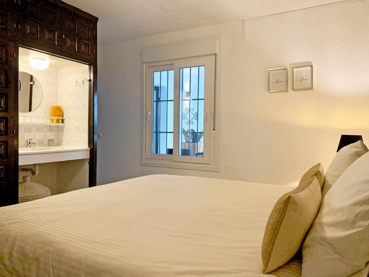 With Large Terrace In A Quiet Park - Nearby Sitio de Calahonda