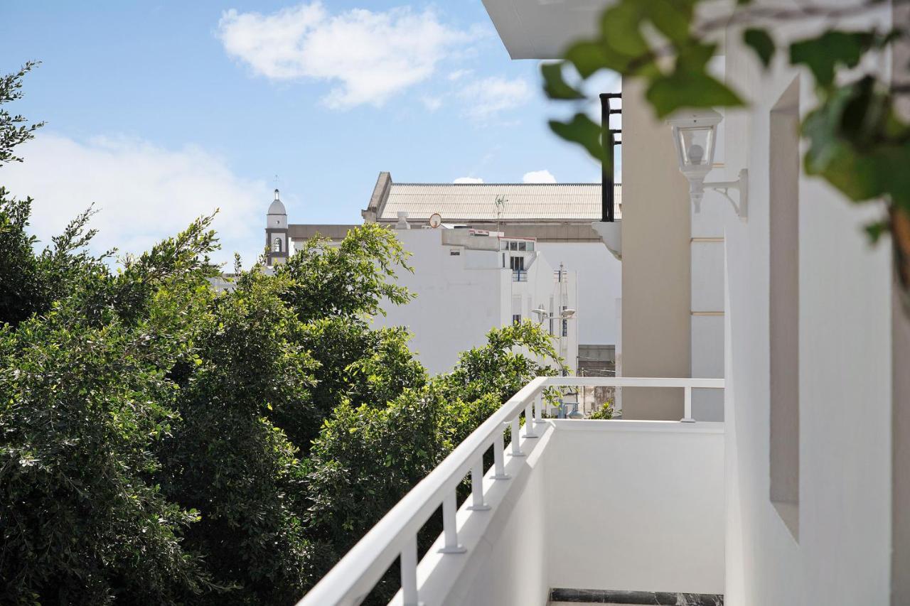 La Estrella 4 *