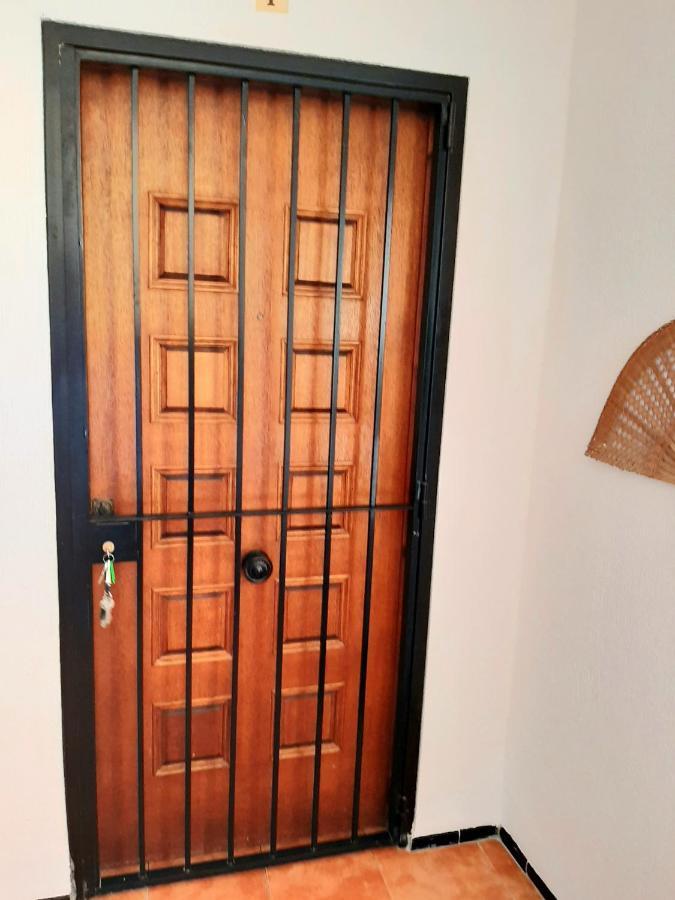 Apartamento Beachfront Penthouse 3 Double Bedrooms, 2 Bathrooms San Luis de Sabinillas