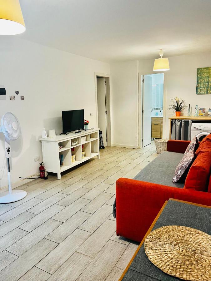 Cozy In Centric Area At With Air Conditioner * Caleta De Fuste