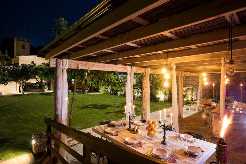 Exclusive Masia Notari Casabona Villa *