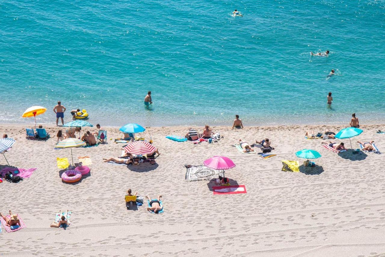 Carabeo 2000 Nº5 * Nerja