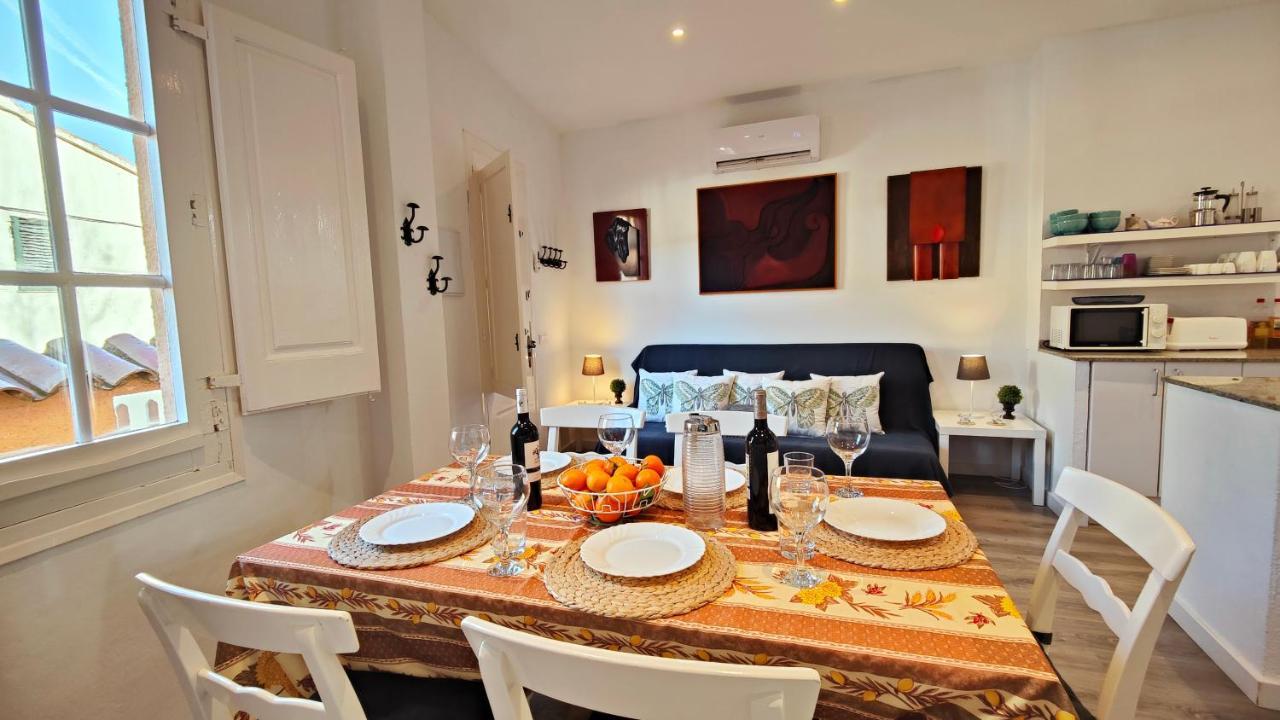 Casa Con Jardin A 30 Metros De La Playa. Vl. *