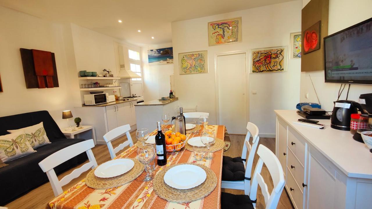 Holiday home Casa Con Jardin A 30 Metros De La Playa. Vl.