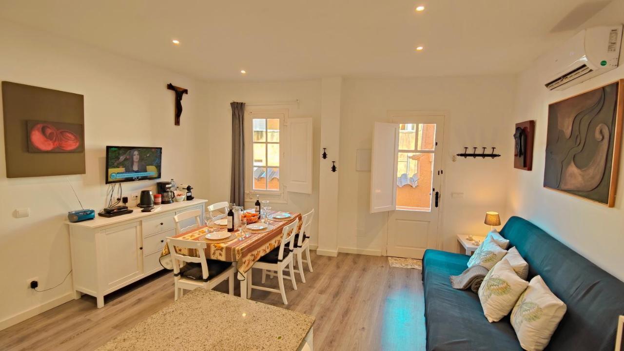 Holiday home Casa Con Jardin A 30 Metros De La Playa. Vl.