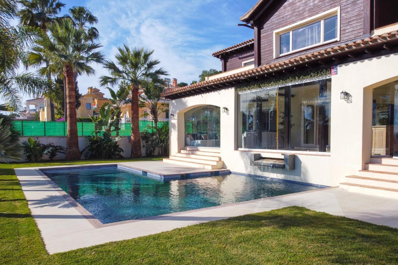 Lets In The Sun Crystal Villa La Cala De Mijas