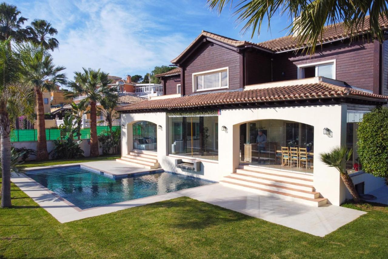 Lets In The Sun Crystal Villa *