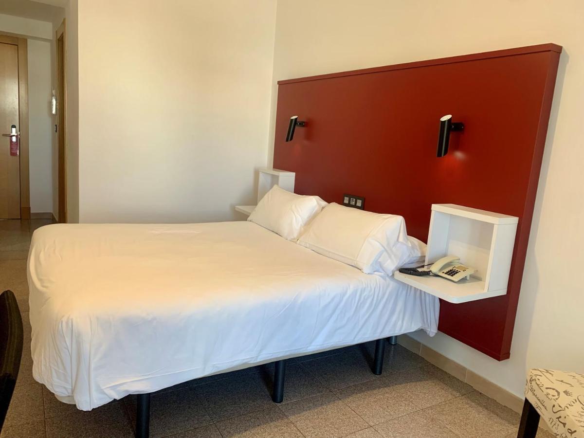 Hospedium Continental 3*