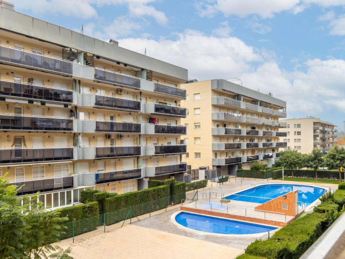 Nova Pineda-9 By Interhome