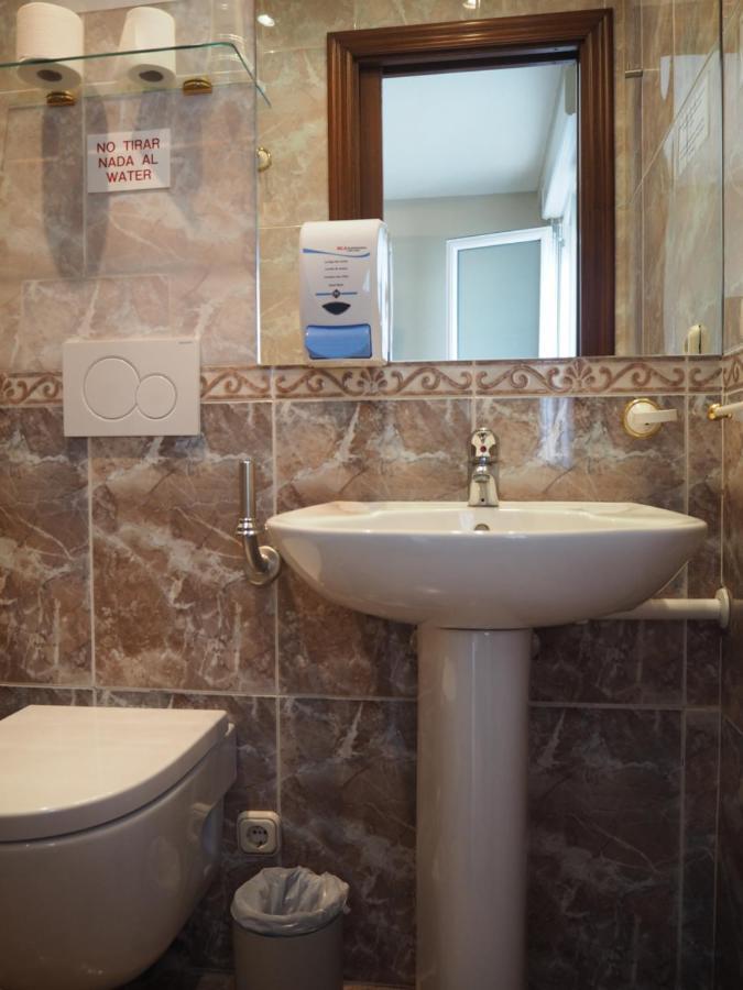 Acella 5*