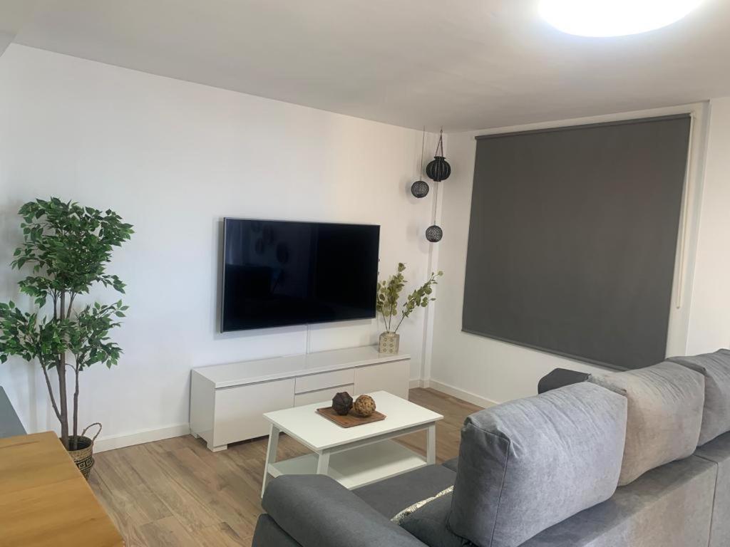 Apartment Fantastico Piso Con Piscina Y Balcon En